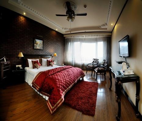 Diplomat Residency Hotel Bareilly Buitenkant foto